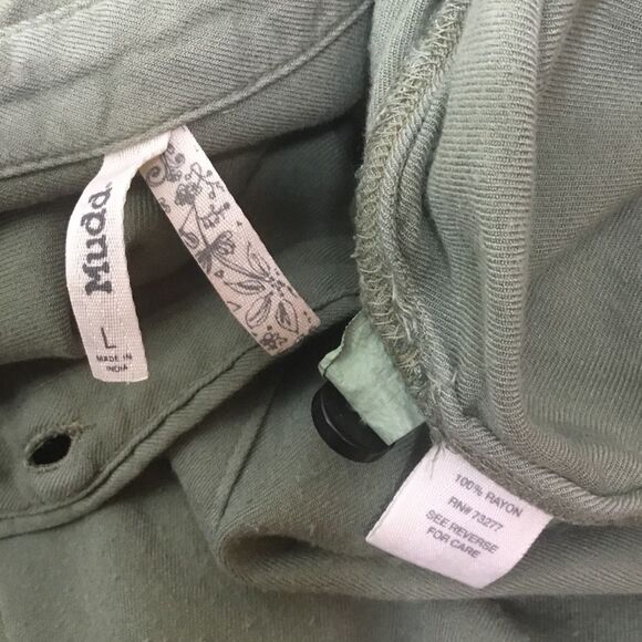 Army green military style shirt shoulder straps button down utility camping Sz L - Picture 6 of 6